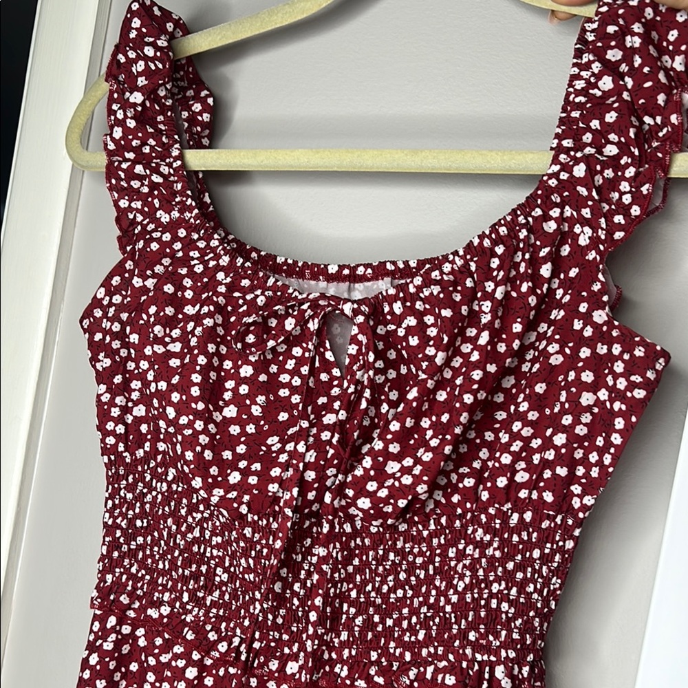 Red and white floral Dress - Picture 3 of 4